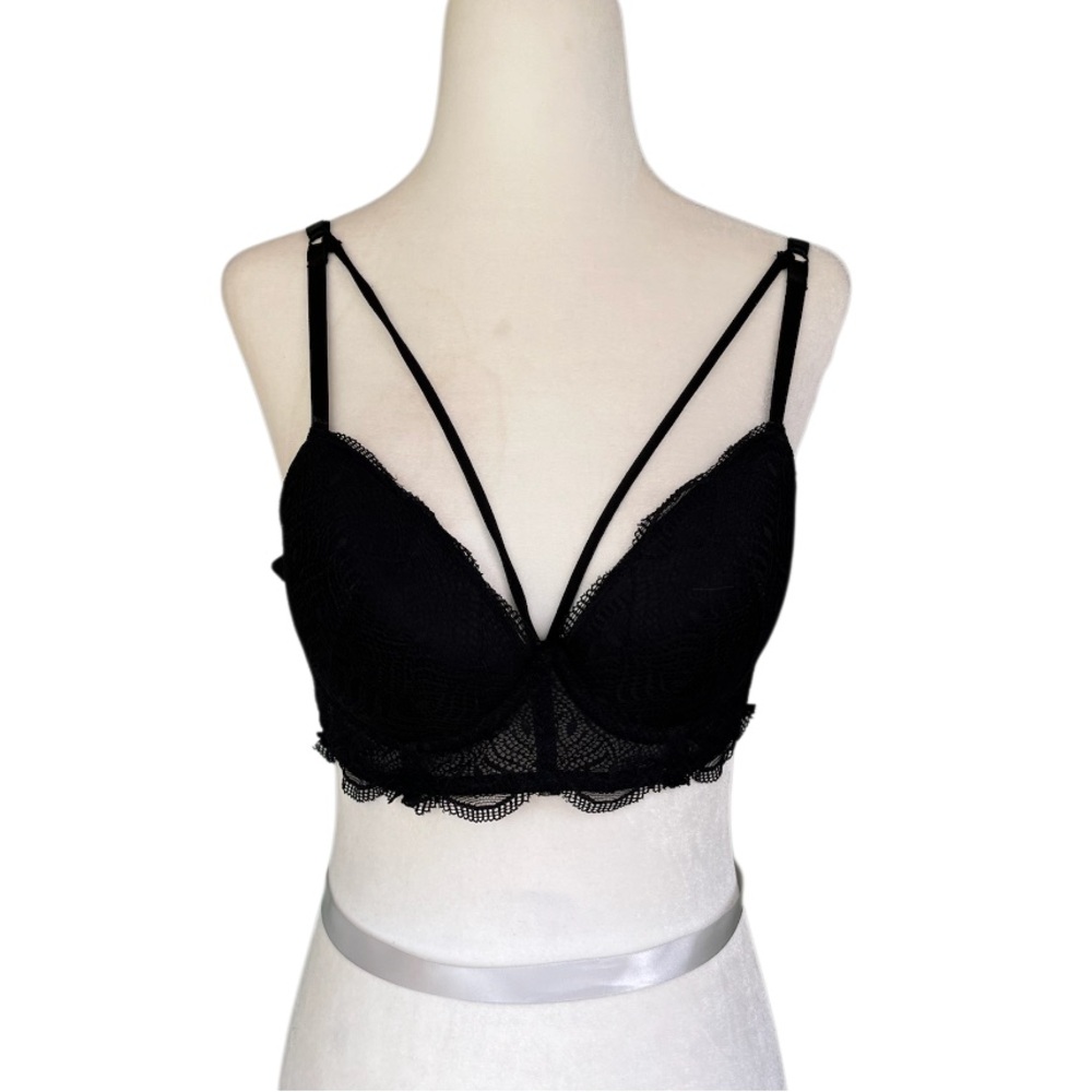 🌟3/$25 🌟Jezebel Black Lace Strappy Bra